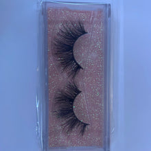 Load image into Gallery viewer, Lashes
